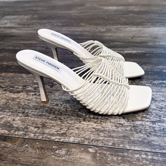 Steve Madden Heels Bonds Sandals Square Toe Slip On Womens Size 8.5 White NIB - Picture 8 of 13